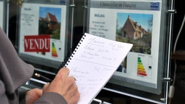 Quelqu'un qui signe une promesse de vente en juillet, avec l'obtention d'un prêt en condition suspensive, doit s'attendre à une réponse de la banque dans un délai minimum de trois mois.