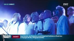 VIDÉO RMC - Les images de Renaud qui chante sur scène lors du 31ème grand prix des personnalités à la pétanque de l'Isle-sur-la-Sorgue