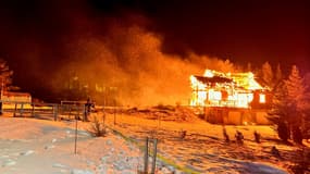 Un chalet de 120 m2 a été entièrement détruit par les flammes au Dévoluy ce jeudi 2 février 2023.