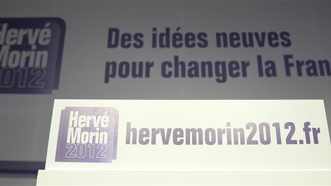 Le ministre de la Fonction publique et ancien chef de file des députés Nouveau Centre, François Sauvadet, demande un congrès du Nouveau Centre pour débattre de la candidature à l'élection présidentielle d'Hervé Morin, qui plafonne dans les sondages à 1% d
