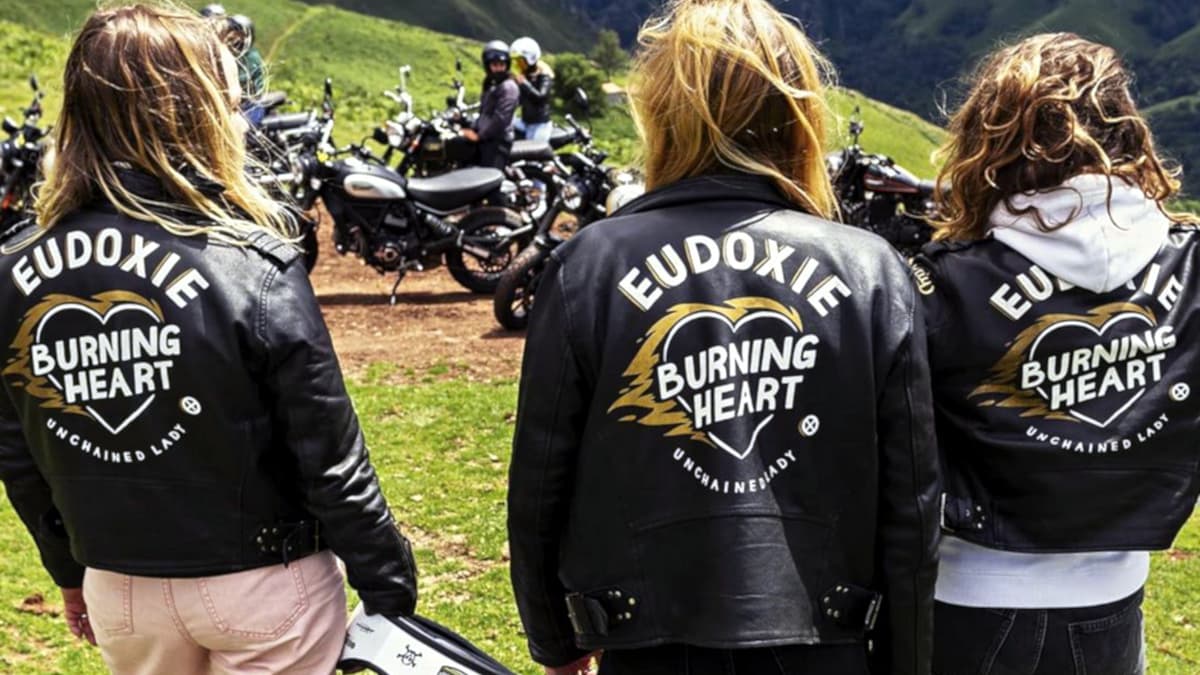 Eudoxie Unchained Lady, des cuirs noirs pour bikeuses