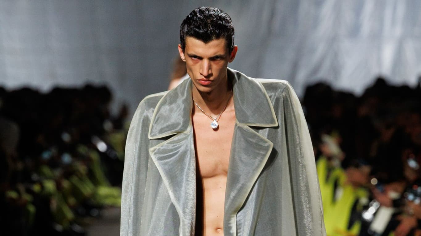 Défilé Alexander McQueen automne-hiver 2024-2025