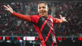 Vitor Roque
