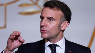Emmanuel Macron devant les ambassadeurs à l'Élysée, le 8 janvier 2026