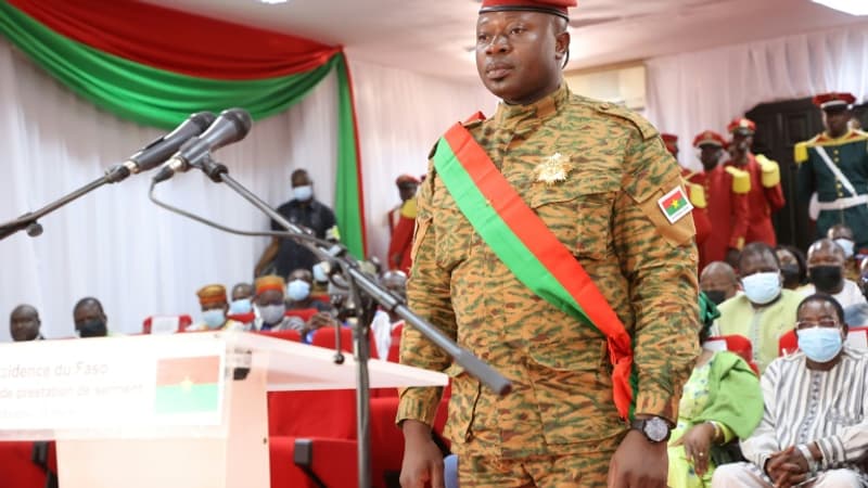 Burkina Faso: le chef de la junte destitué, Paul-Henri Sandaogo Damiba a accepté de démissionner