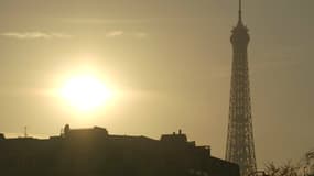 La Ville de Paris se déclare en "urgence climatique".
