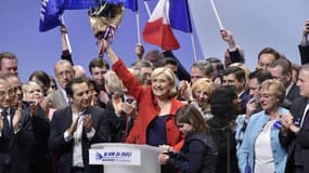 Marine Le Pen en meeting à Lille, où elle a réalisé de très bons résultats au premier tour.