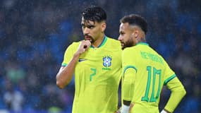Neymar et Lucas Paqueta lors de la Coupe du monde 2022 au Qatar.