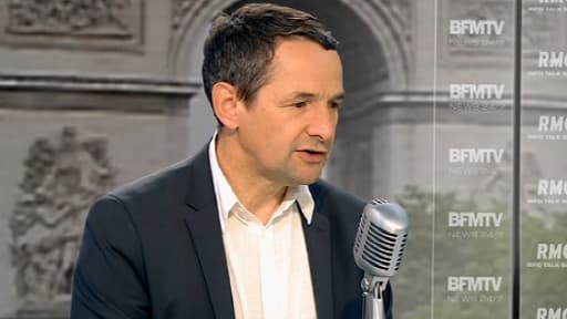 Thierry Mandon, secrétaire d'Etat chargé de la Réforme de l'Etat et de la Simplification, sur le plateau de BFMTV-RMC, le 9 juin 2014.