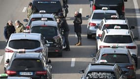 Manifestation des taxis sur l'A50 le 29 janvier 2024 à Marseille.