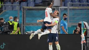 Le binôme offensif, composé de Raheem Sterling et son capitaine Harry Kane, porte les Three Lions durant cet EURO comme ici contre l'Ukraine à Rome, le 3 juillet 2021 