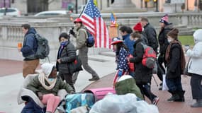 Les partisans de Trump en provenance de Boston en marche vers le Capitole, à leur arrivée à Washington le 6 janvier 2021 au matin