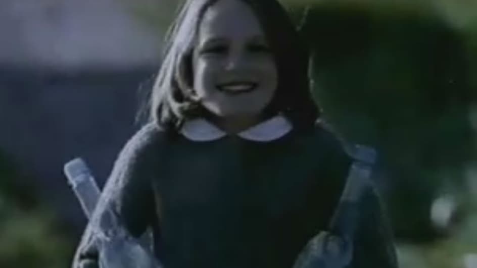 La Petite Fille De La Pub Knacki Vingt-deux ans après, la "petite fille de Quézac" fait son retour dans