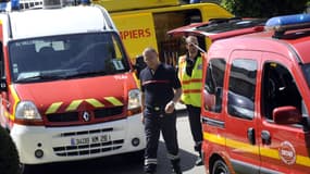 La collision entre un bus et une voiture a fait un mort et sept blessés légers, dont six enfants