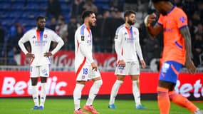 Rayan Cherki à la fin du match entre l'OL et l'OM