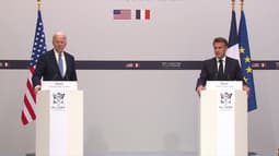 Joe Biden et Emmanuel Macron, le 8 juin 2024 à Paris