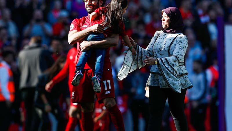 Mohamed Salah, avec sa compagne et sa fille en Premier League.