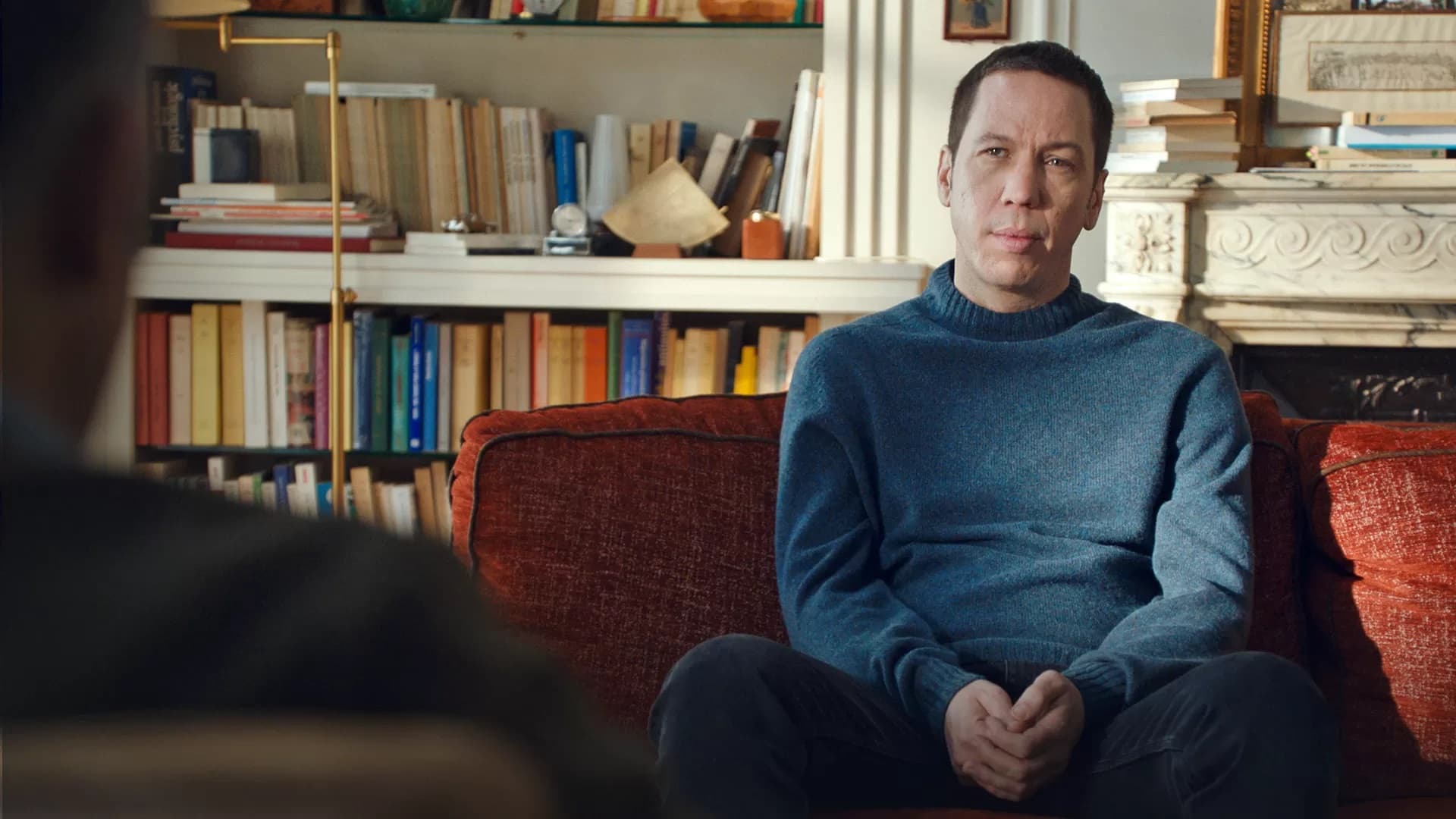 Reda Kateb dans le rôle d'un policier de la B.R.I., entré au Bataclan le soir du 13-Novembre, dans le série "En thérapie"