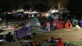 Des manifestants continuaient d'occuper le parc Gezi dans la nuit de jeudi à vendredi à Istanbul. Le Premier ministre turc Recep Tayyip Erdogan s'est engagé vendredi à ne pas poursuivre le projet d'aménagement urbain prévu dans ce parc avant qu'un tribuna