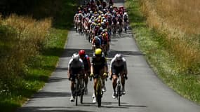 Les coureuses du Tour de France féminin sur la 5e étape, 30 juillet 2025