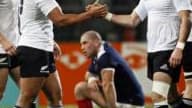 Les Bleus ont un genou à terre. La tournée se termine par une défaite.