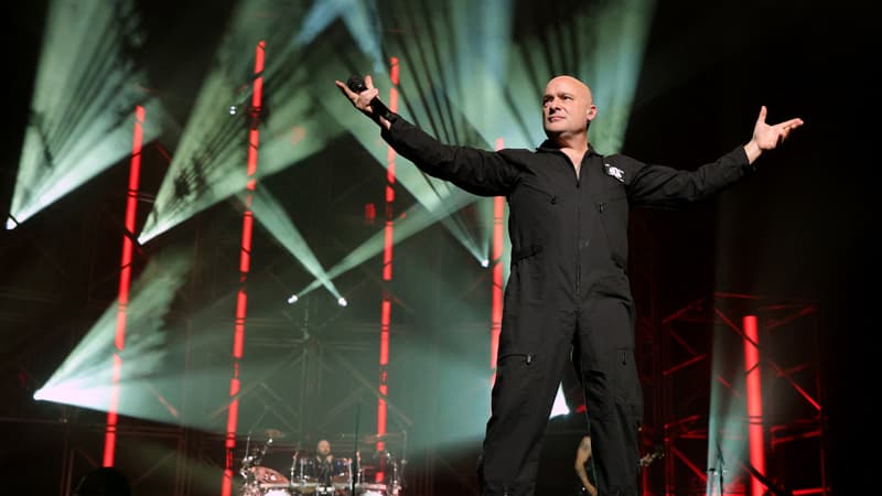 Son chanteur avait signé un obus israélien largué à Gaza: des élus gauche demandent l'annulation du concert du groupe Disturbed