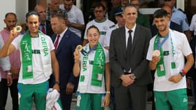 La boxeuse Imane Khelif a été accueillie en triomphe en Algérie.