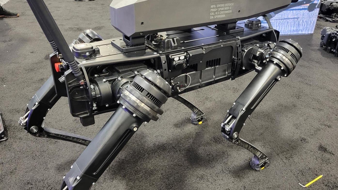 Spur, le robot-chien de Ghost Robotics, de dos