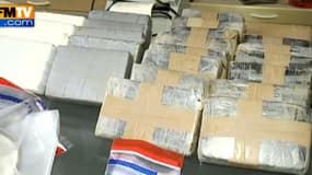 Plus de 50 kg de cocaïne ont disparu d'une salle ultrasécutisée du siège de la police judiciaire à Paris.