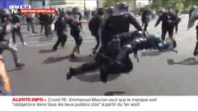 Un gendarme a été pris à partie, en marge de la manifestation des soignants à Paris