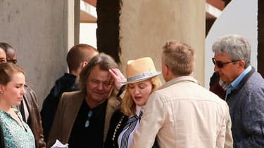 Madonna, le 10 juillet au Malawi. La star y finance la construction d'un hôpital.