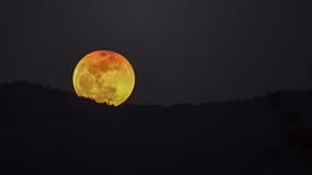 Le moment le plus intéressant de l'éclipse, lorsque la Lune sera complètement dans le cône d'ombre projeté par la Terre, débutera à 21h30.