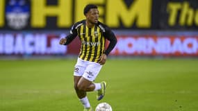 Lois Openda - Vitesse Arnhem