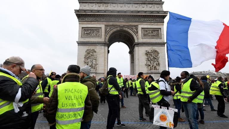 Place de l'Etoile samedi 12 janvier