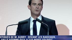 "Je voudrais dire à l'ensemble de la gauche: regardez de près, regardons quelle est la réalité", a lancé Manuel Valls.