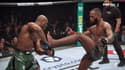 Leon Edwards frappe Kamaru Usman lors de l'UFC 286, à Londres le 19 mars 2023