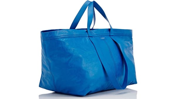 Le sac Balenciaga inspiré du cabas Ikea