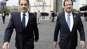 Nicolas Sarkozy et François Hollande ensemble pour la cérémonie du 8 mai