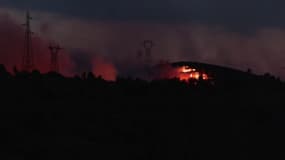 L'incendie qui touche le secteur de Narbonne (Aude) le 7 juillet 2025.