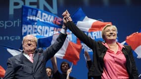 Jean-Marie Le Pen et Marine Le Pen le 30 mars 2012 à Nice