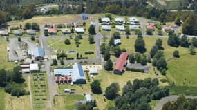 Vue aérienne non datée du village Tarraleah en Tasmanie, transmise par l'agence immobilière Knight Frank Tasmania, le 14 avril 2016
