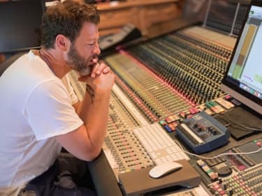 Christophe Maé en studio