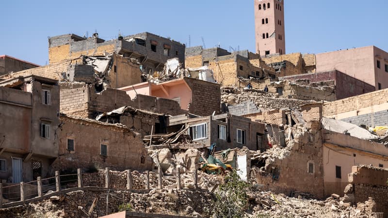 EN DIRECT - Séisme au Maroc: au moins 2122 morts, course contre la montre pour trouver des survivants
