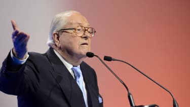 Jean-Marie Le Pen s'est de nouveau montré très virulent contre l'immigration, à Marseille, le 20 mai.