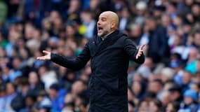 L'entraîneur de Manchester City Pep Guardiola face à Brighton le 15 mars 2025