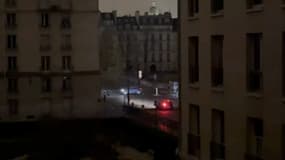 Le centre de Paris a été plongé dans le noir jeudi soir.