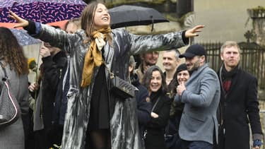 Izïa Higelin lors des obsèques de son père Jacques Higelin au Père Lachaise le 12 avril 2018