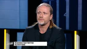 Emmanuel Petit dans Le Vestiaire