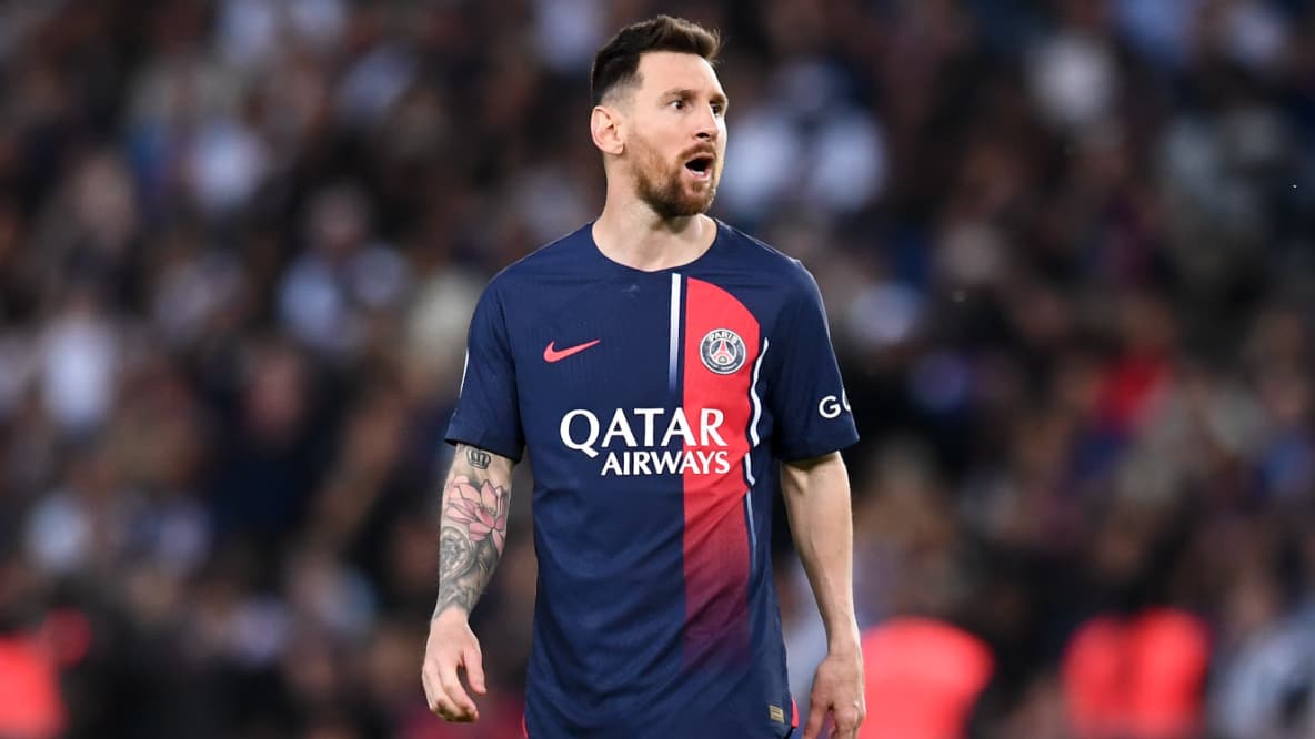 Messi rechazó una invitación a la televisión por culpa de Carragher y sus críticas a su traspaso al PSG
