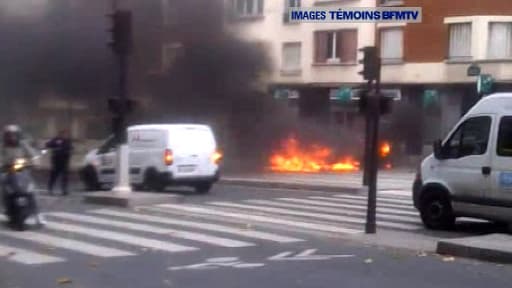 Lancée contre une agence bancaire du XIX à Paris, une voiture bélier a pris feu, mercredi 20 novembre.